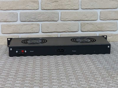 1U Fan Unit With Thermostat 5