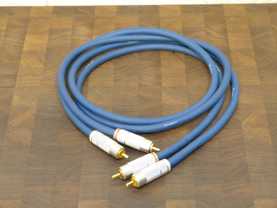 Accuphase 1.0m