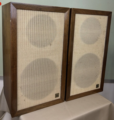 Acoustic Research AR1 2