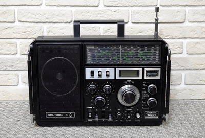 Grundig Satellit 1400
