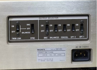 Sony CDP-R10 4