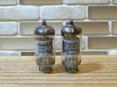 82 / ECC82 Philips import пара