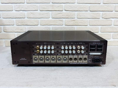 Accuphase C-290 2