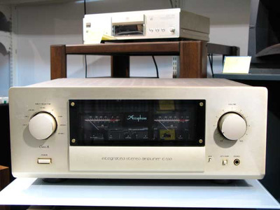 Accuphase E-530