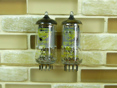 EF86 Mullard Yellow print