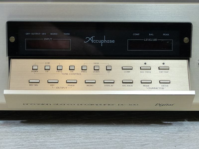 Accuphase DC-300 / С встроенным DAC 3