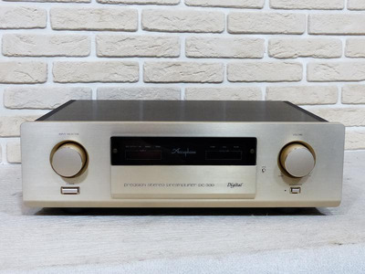 Accuphase DC-300 / С встроенным DAC 5