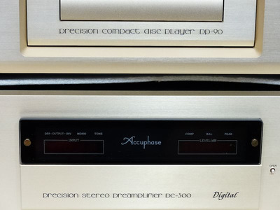 Accuphase DC-300 / С встроенным DAC 6