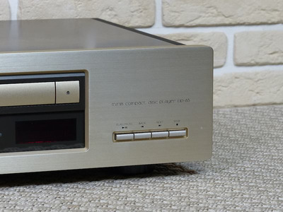 Accuphase DP-65 3
