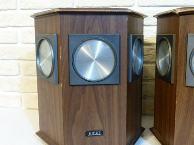 Akai Vintage 2