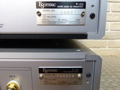 Esoteric P-03 / D-03 - CD Transport / DAC 2