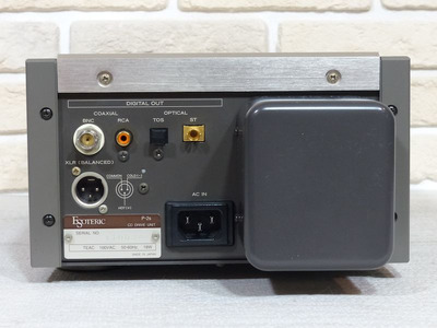 Esoteric P-2s / CD Transport 2