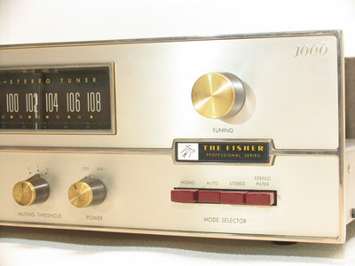 Fisher TFM-1000 2