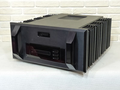 GENESIS STEALTH B-200 / 200W в кл. А 4