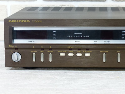 Grundig T-5000 Brown 3