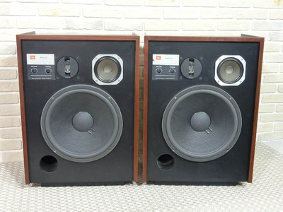 JBL L-65 2