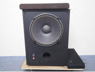 JBL B380