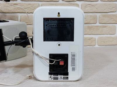 JBL Control 1 / с кронштейном на стену. Остаток 7 шт. Цена за шт. 3