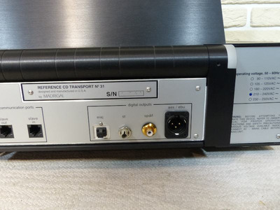 Mark Levinson 31 Reference / CD Transport 6