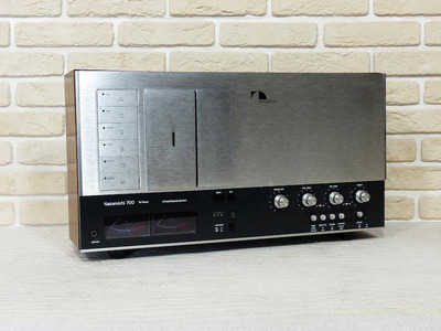Nakamichi 700