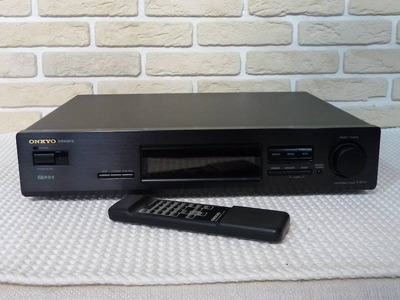Onkyo T-4711 5