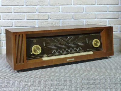 Philips Saturn 641 Ламповый 5