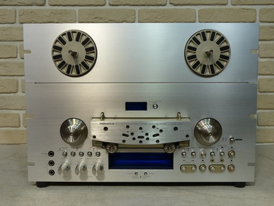 PIONEER RT-909 / 220V 2