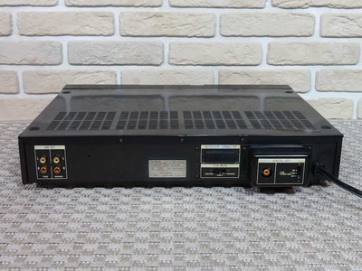Sony CDP-552esD 4