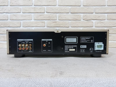 Sony SCD-XA333ES 2