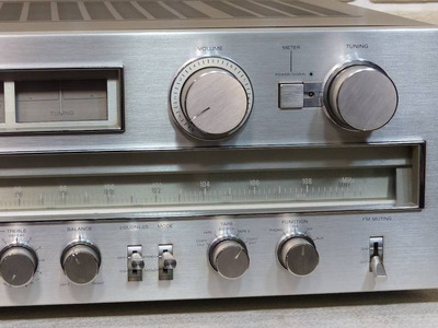 Sony STR-V5 3