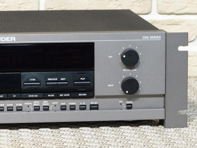 Studer D 740 4