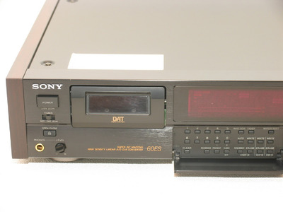 SONY DTC-60 ES 4