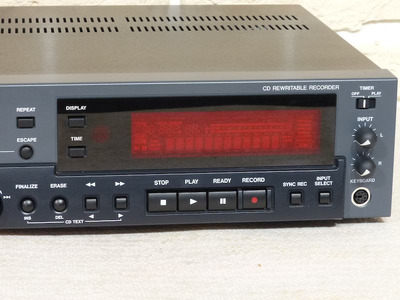 Tascam CD-RW901 Профессиональный 5