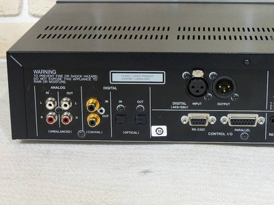 Tascam CD-RW901 Профессиональный 6