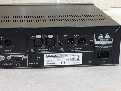 Tascam CD-RW901 Профессиональный 7