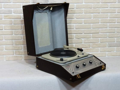 Thorens TD 184 Stereo / С Ламповым Стерео Усилителем