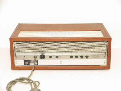 Telefunken V 820 3