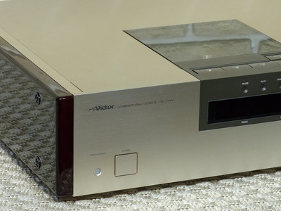Victor XL-Z1000 / CD Transport 4