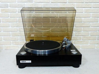 Yamaha GT-750