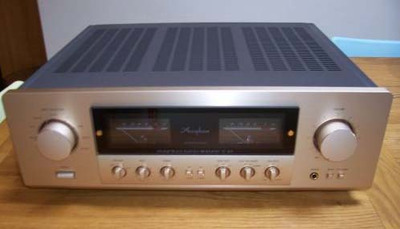 ACCUPHASE E-307