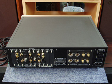 ACCUPHASE DC-330 ( CD/SACD DAC + Preamplifier, б/у ) 3