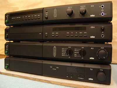 BRAUN A2 + ...тюнер Т2 ...+CD плеер CD-4+ ...кас.дека С3 4