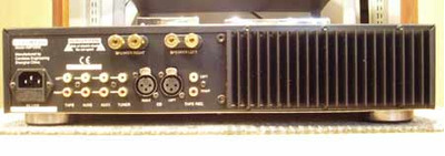 C.E.C. AMP-3300 2