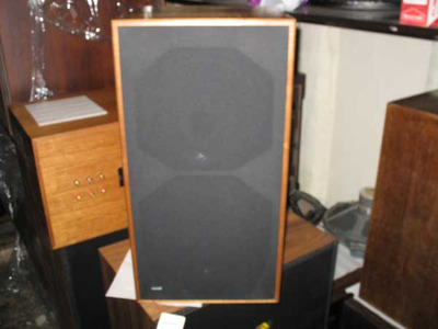 Spendor SP 100