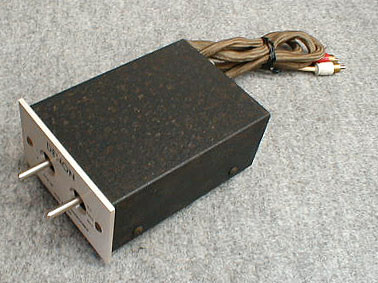 DENON AU-320 2