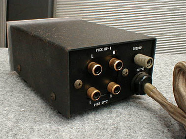 DENON AU-320 3