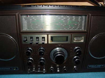 Grundig Satellit 2400 SL Professional 3