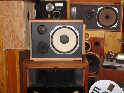 JBL C-56