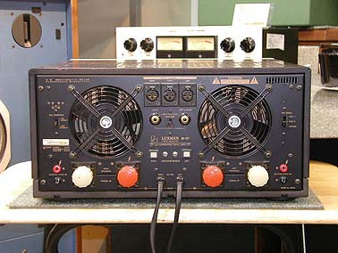 LUXMAN M-07 / 100W в кл. А 3