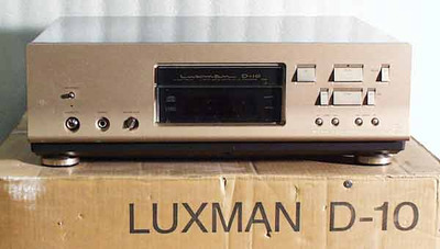 LUXMAN D-10